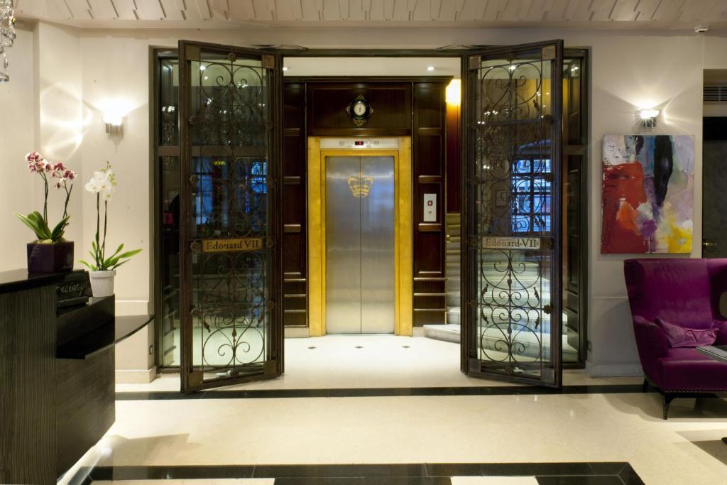 โรงแรมอีดูอาร์ดเซเว่น ปารีส ภายนอก รูปภาพ